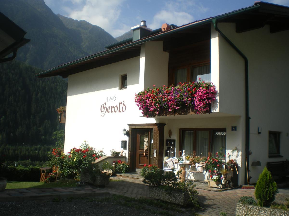 Hotel Haus Gerold Oetz Exteriér fotografie